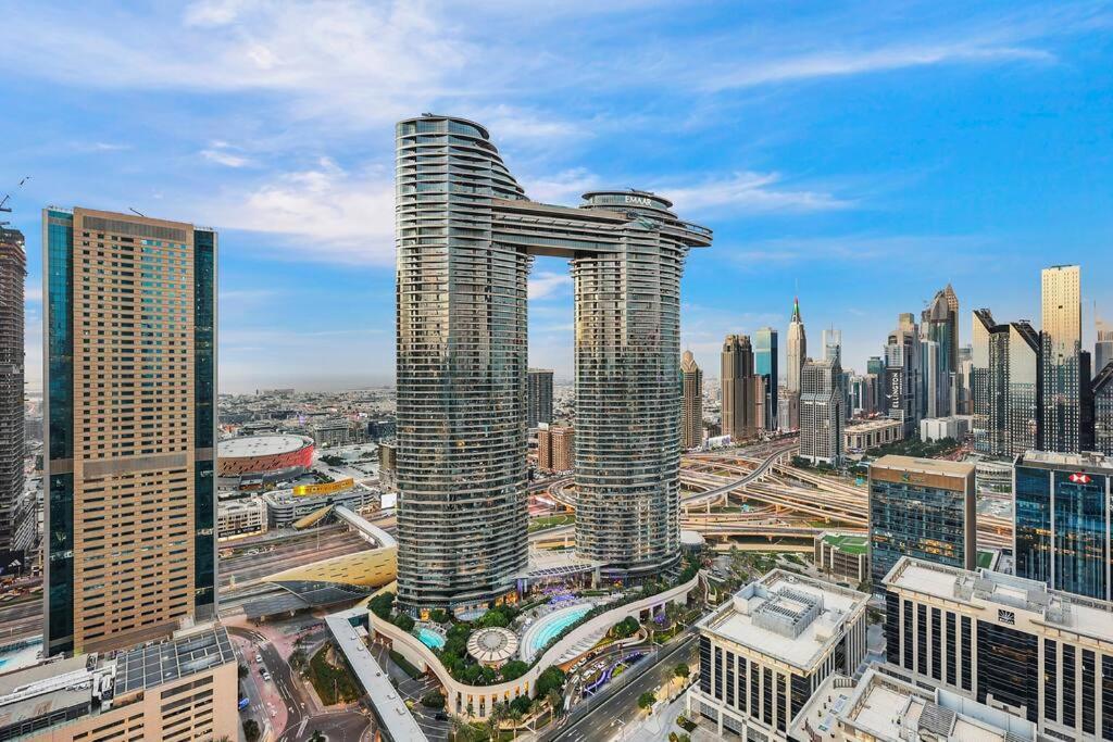 First Class 3Br Panoramic Skyline View Apartment Dubai Exterior photo